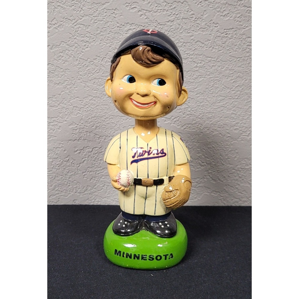 2015 Minnesota Twins MLB Baseball 50th Anniversary Kwik Trip Bobblehead